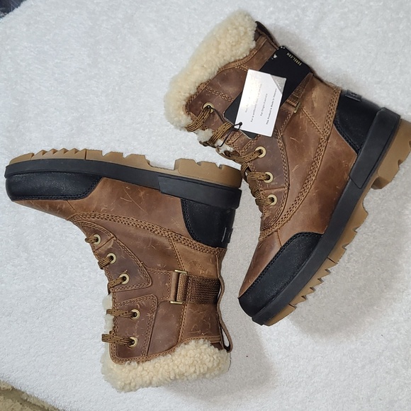 Sorel Shoes - SOREL Tivoli IV Parc Waterproof Leather Snow Boots Size 5.5 Women's